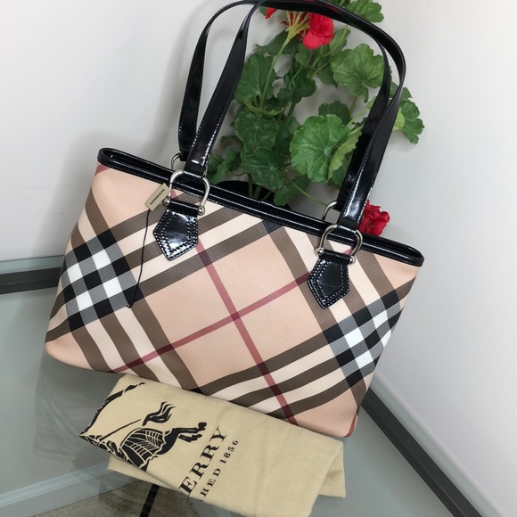 Burberry Handbags - Authentic Burberry bag